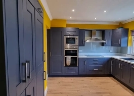 Cabinet Wrap vs. Cabinet Replacement: The Miami Homeowner’s Cost Breakdown blog related image