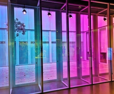 Decorative & Dichroic Film in Miami service